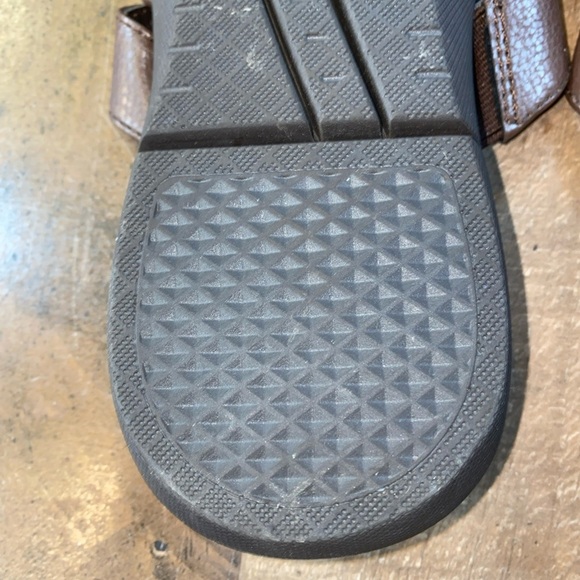 A2 by Aerosoles Brown sandals Women’s Size 9 Slip On, Faux Distressed Leather - Picture 13 of 15